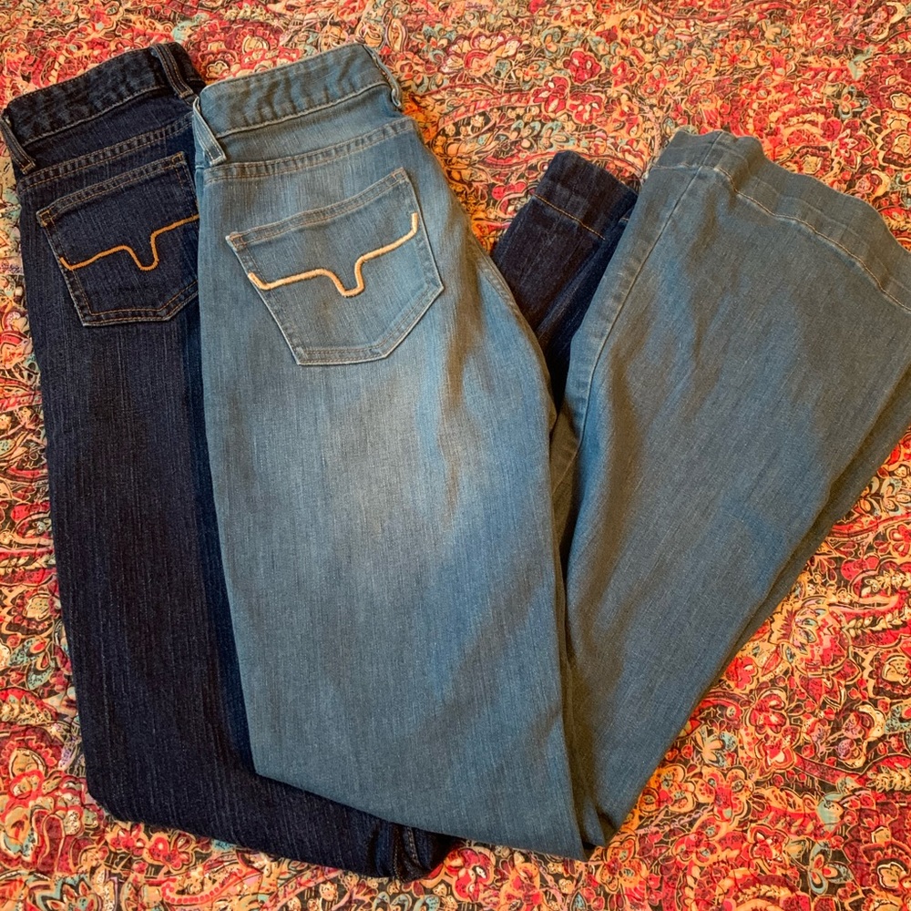 Kimes Ranch Jeans 2 pair